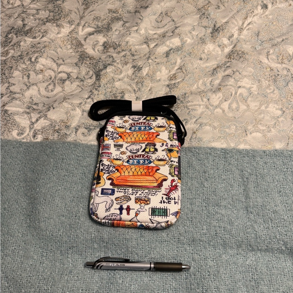 FRIENDS Crossbody